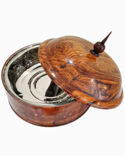 Hot pot with metal liner